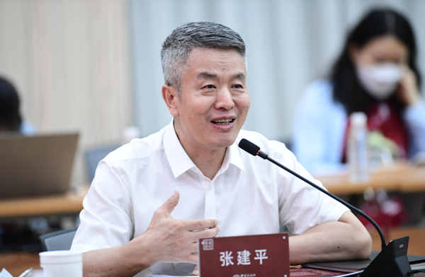 张建平从三驾马车看中国上半年的经济增长情况