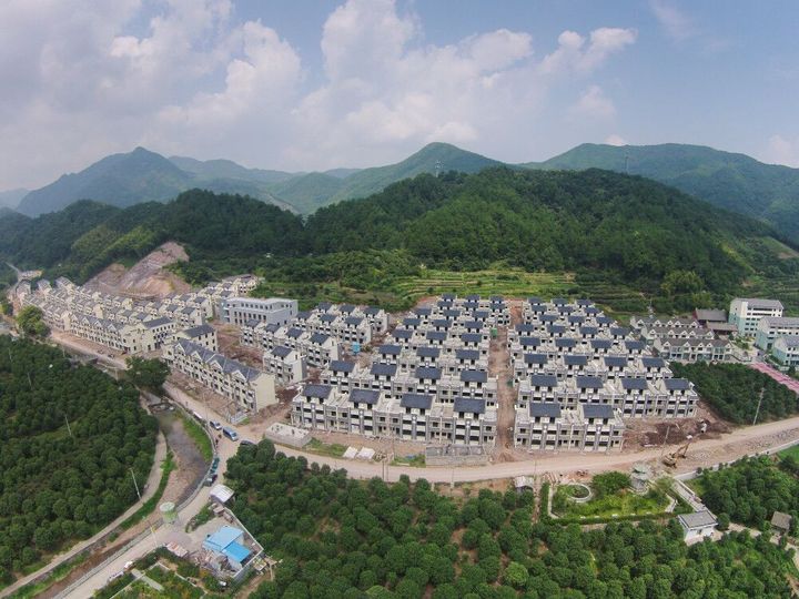 宁波建成中国最大光伏村