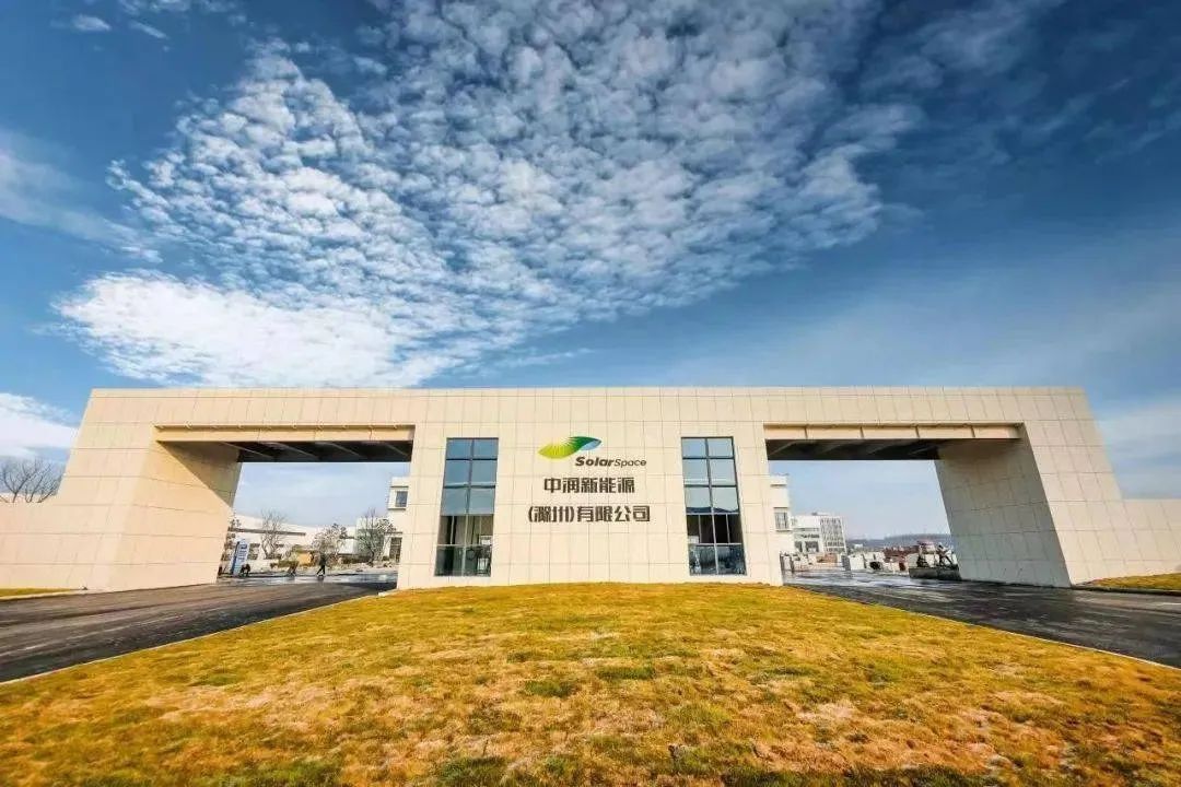 光伏赛道画风突变，产业资本跨界光伏正酣，再为行业大洗牌添油加火！